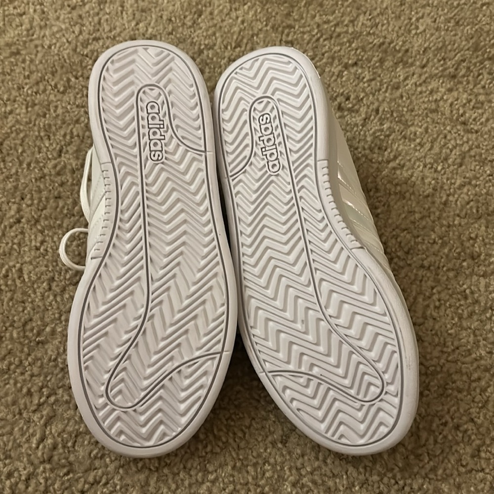 Beaded Adidas Sneakers - Picture 4 of 5